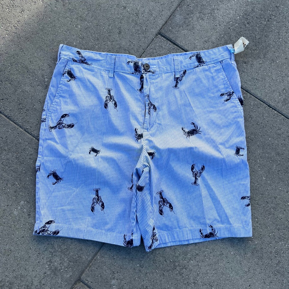 Nautica Mens 40W Seersucker Shorts Blue White Stripe Lobster Crab Embroidered